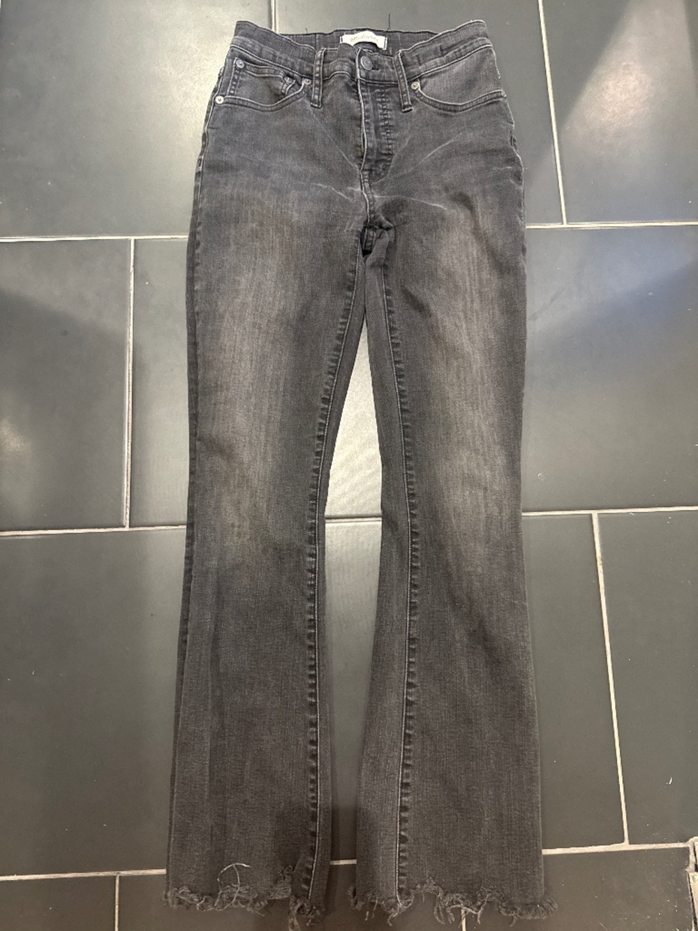 Madewell Cali Denim Boot 25T Raw Hem Black/Gray